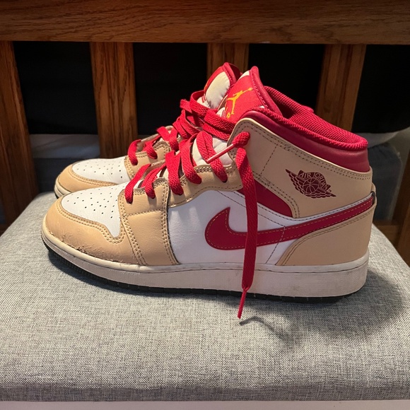 tan and red jordan 1
